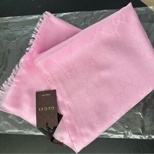 Gucci Light Pink GG Jacquard Fringed Scarf